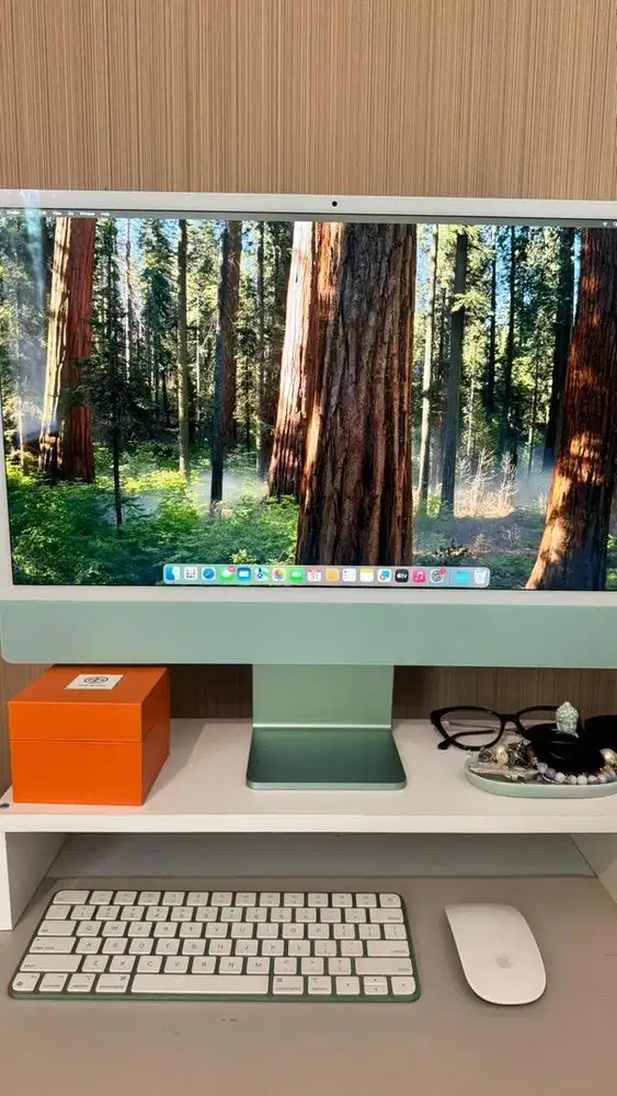 Imac M1 2023 free keyboard and mouse