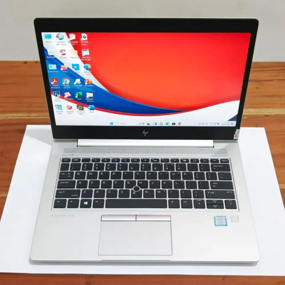 Gen8 Ram 8gb ssd 256gb Core i5 Laptop Hp 83G8