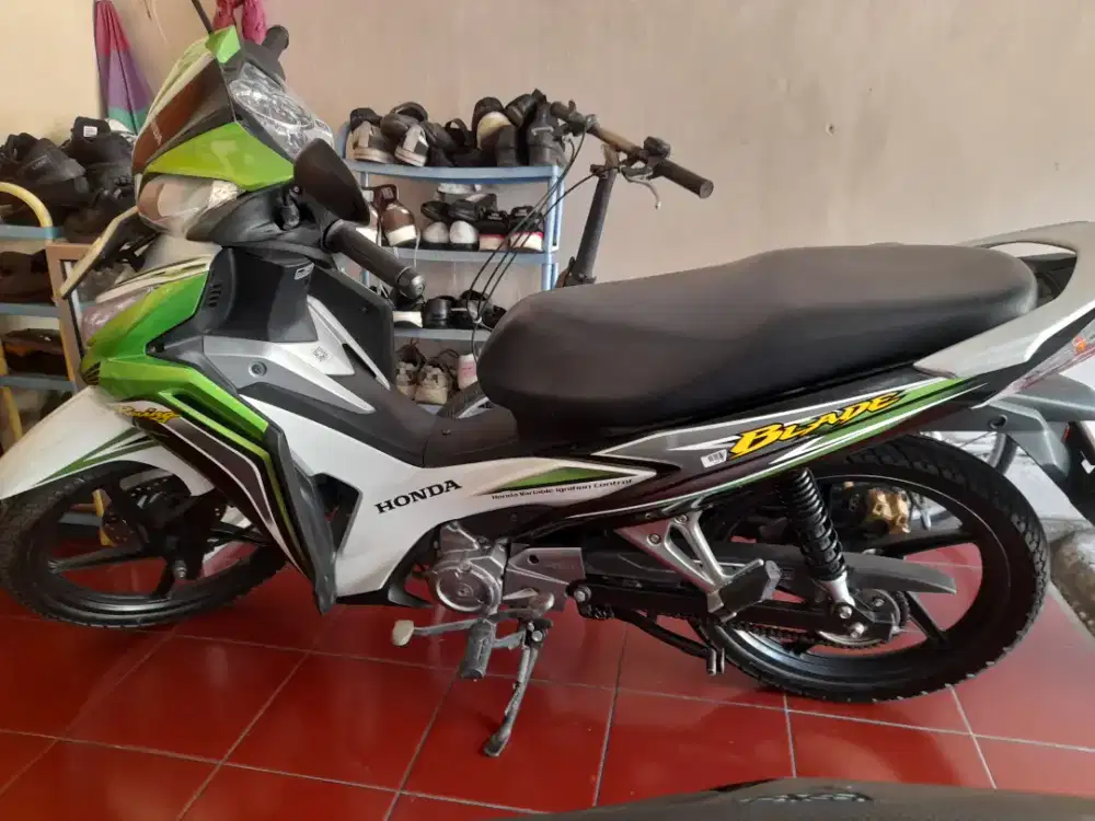 Honda Blade 2012