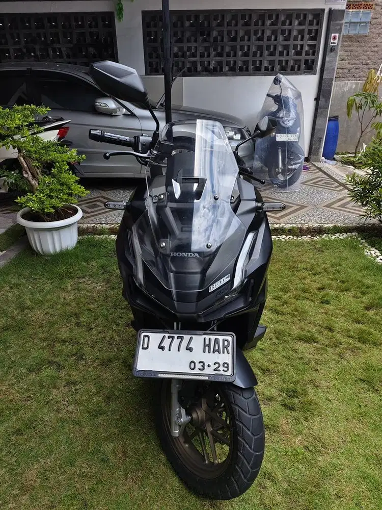 honda adv 160 abs 2024 tipe tertinggi