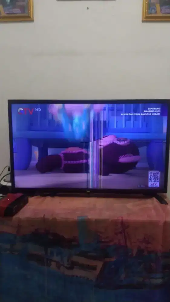 Di jual tv Sharp Aquos 32 inch