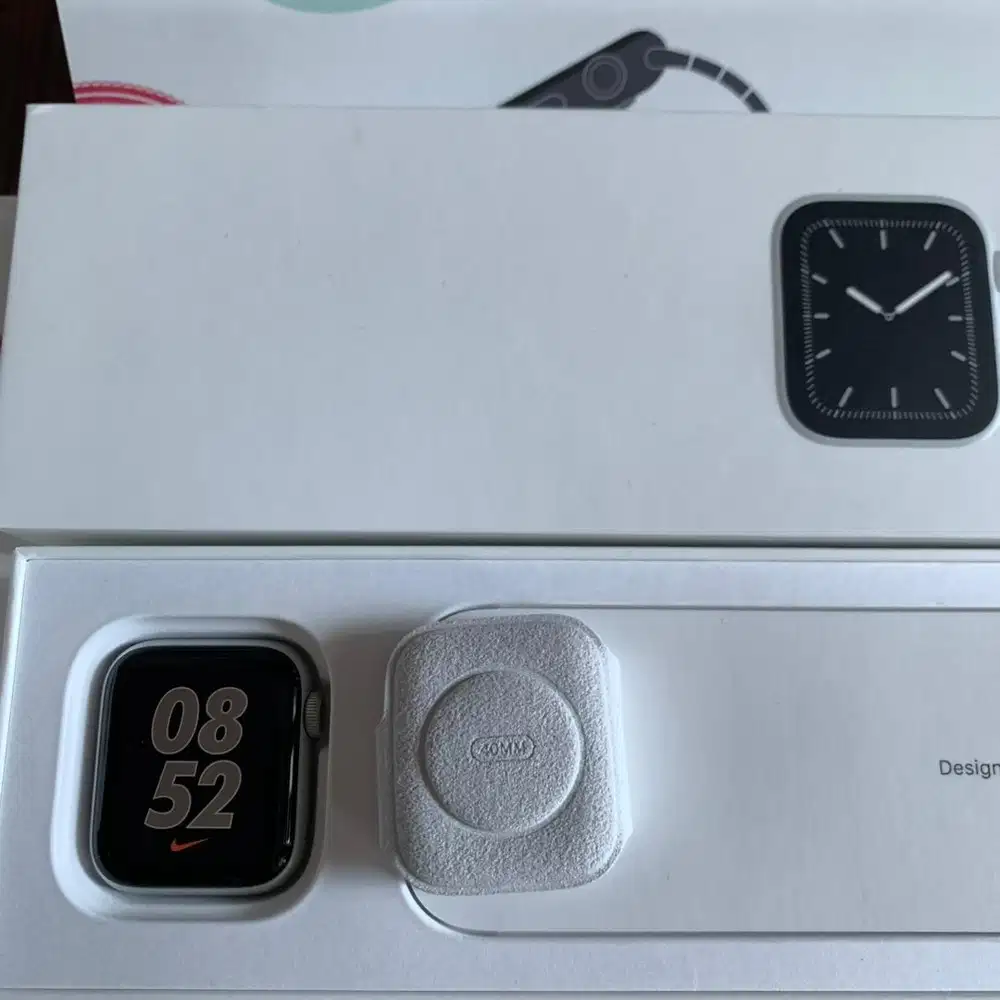 Apple Watch Series 5 40mm Silver – Kondisi Mulus Fullset Original