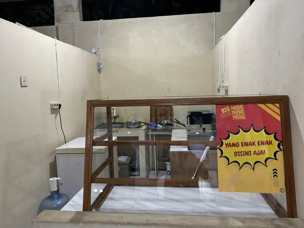 Dicari penjaga tenant ayam gunting ala taiwan