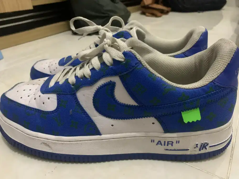 DIJUAL NIKE AIR LOUIS VUITTON