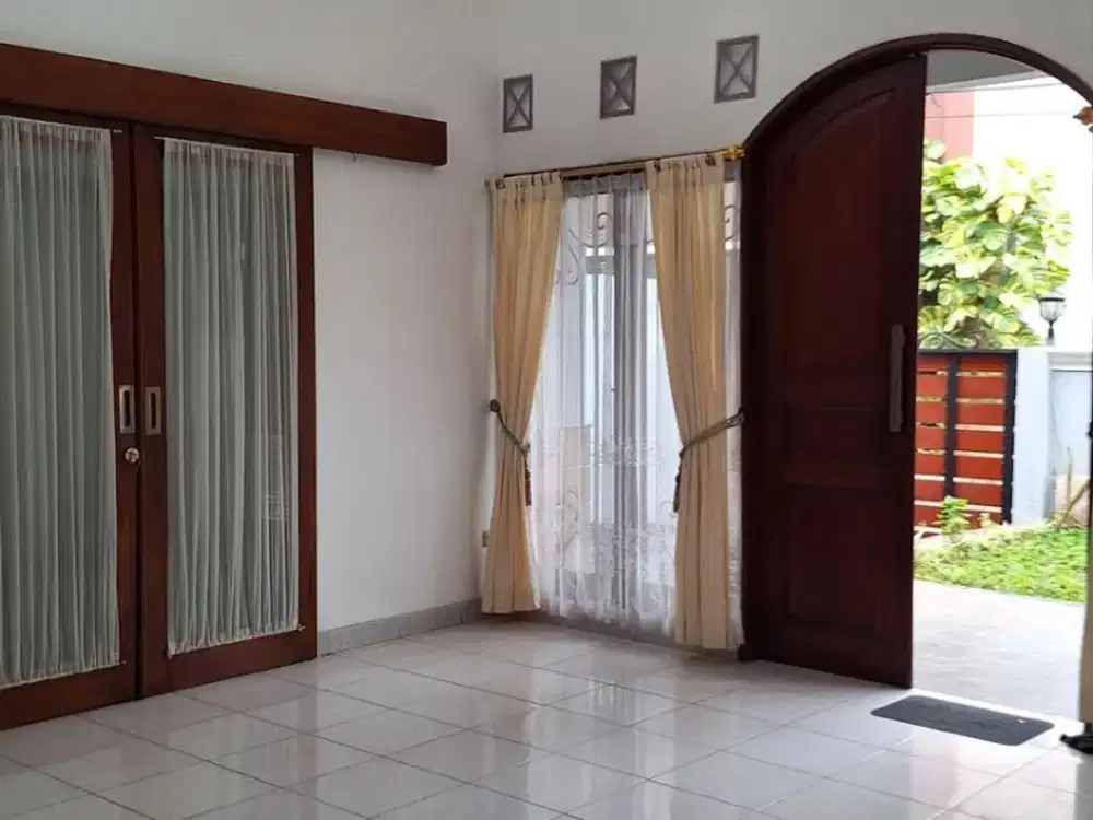 Disewakan Rumah di komplek Pertamina, Cipete jakarta selatan