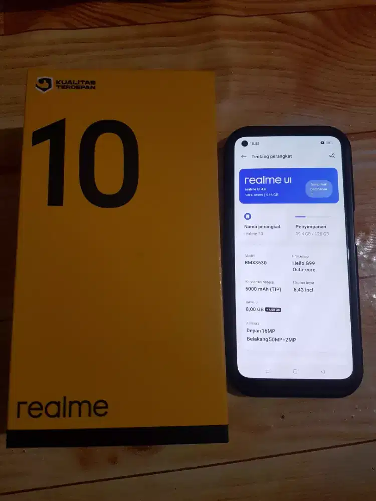 Realme 10 ram 8/128 hp+kotak aja kondisi bagus mulus dan No Minus