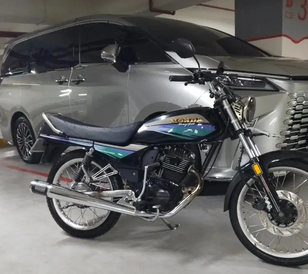 Honda GL pro Black Engine
