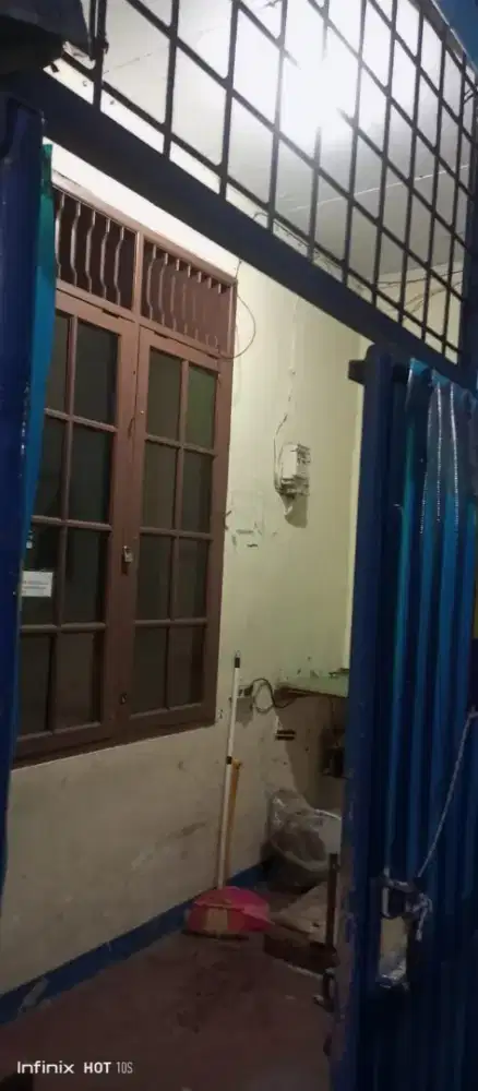 Disewakan Rumah Bisa Untuk usaha Di Jelambar