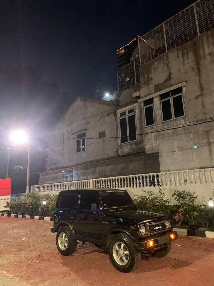 Suzuki Jimny 1995 Bensin