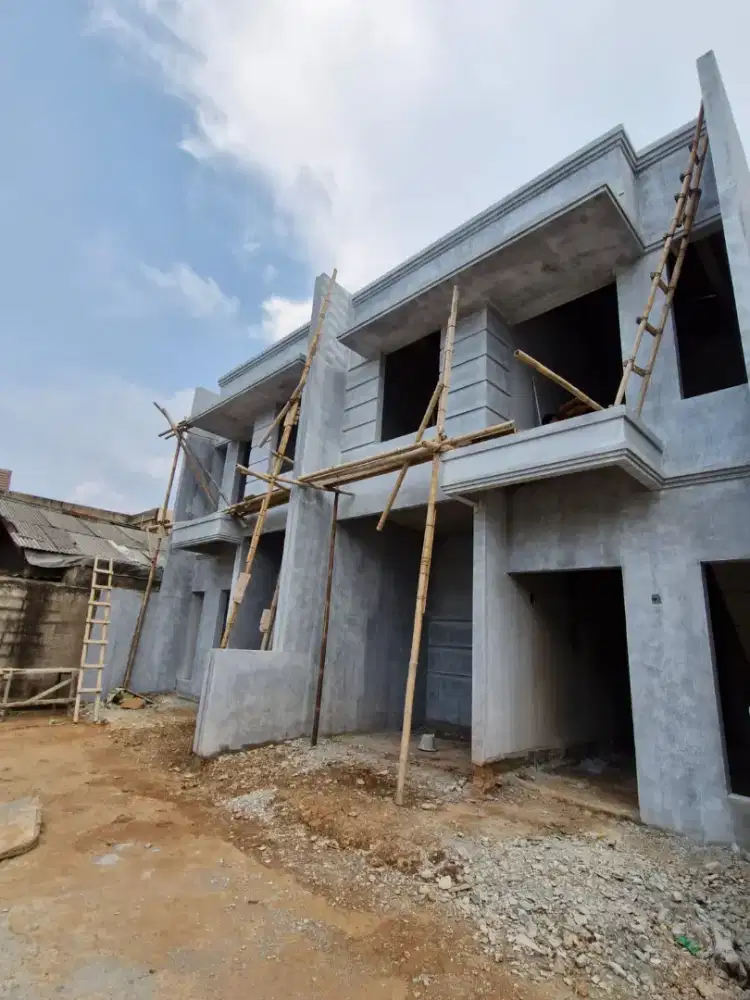 Rumah Modern 2 Lantai di Jl. H. buang Lubang Buaya Jakarta Timur