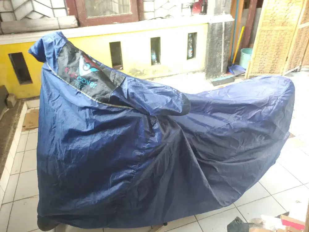 Cover sarung tutup motor