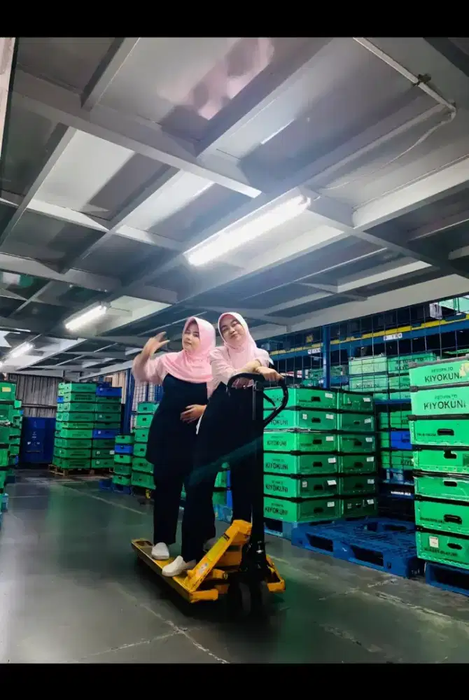 LOWONGAN KERJA HELPER GUDANG