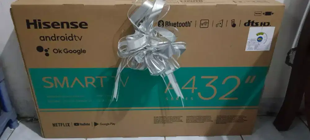 Led 32 inch smart android Hisense