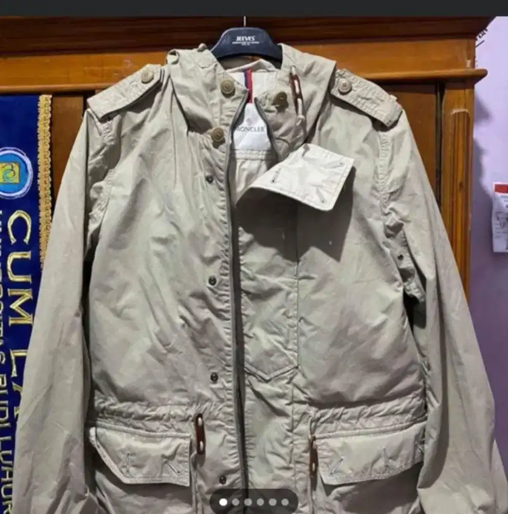 FS JAKET PARKA UNISEX MERK MONCLER