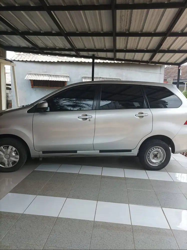 XENIA 1.3 R VVT-i 2014 Manual