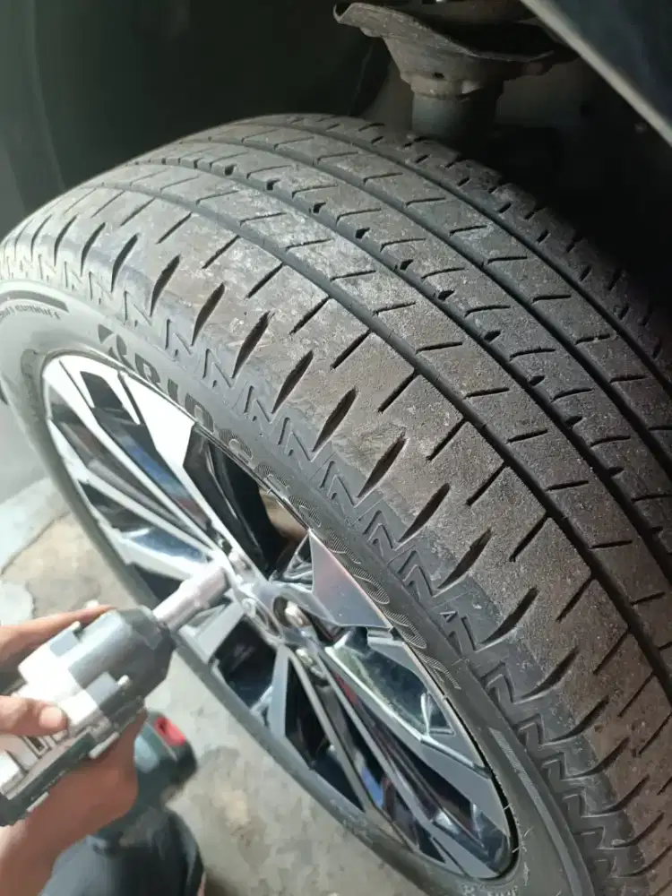 Jual cepat ban bekas velos R17 2PCS