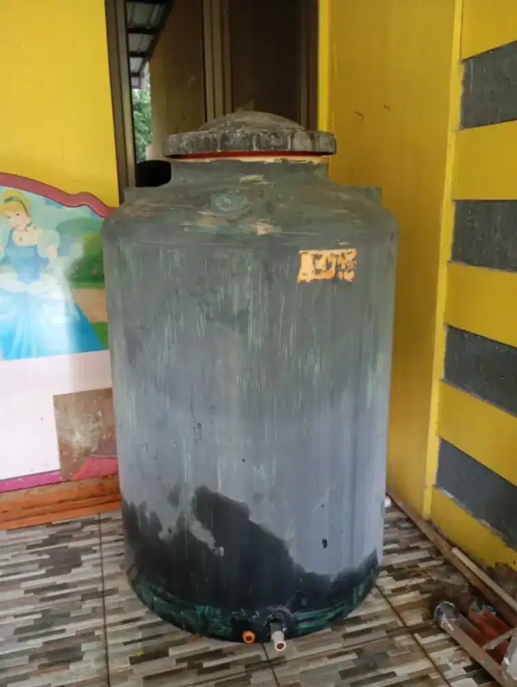 JUAL TOREN AIR BEKAS + GAS ELPIJI (NO BOCOR2, CUKUP DI CAT ULANG)
