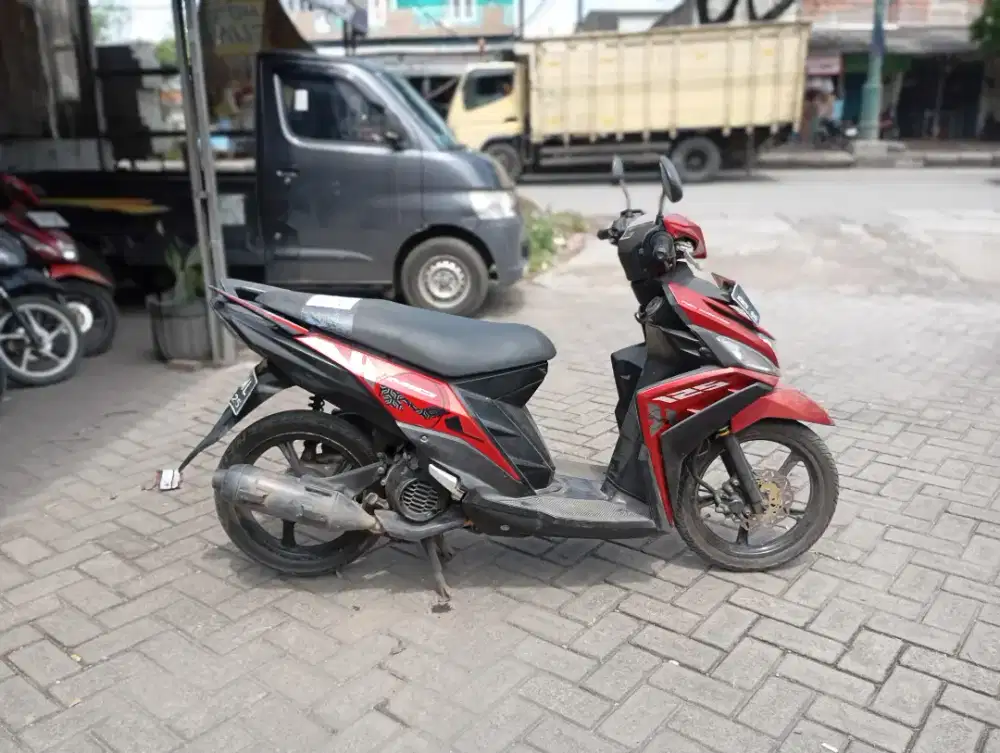[PROMO OKT] Yamaha Mio M3 Tahun 2015 Surat Komplit