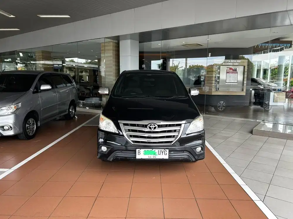 2015 - TOYOTA INNOVA DIESEL G A/T