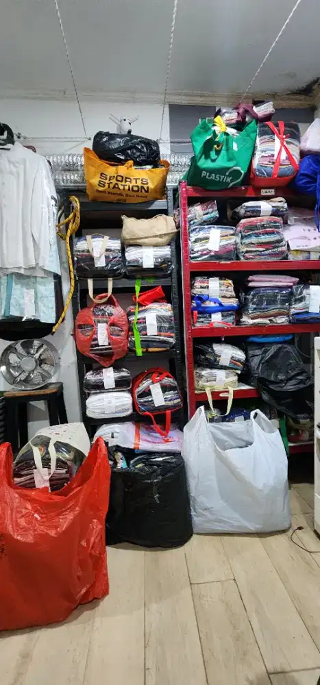 CARI KARYAWAN LAUNDRY AREA BUARAN, RAWA BADUNG PENGARENGAN