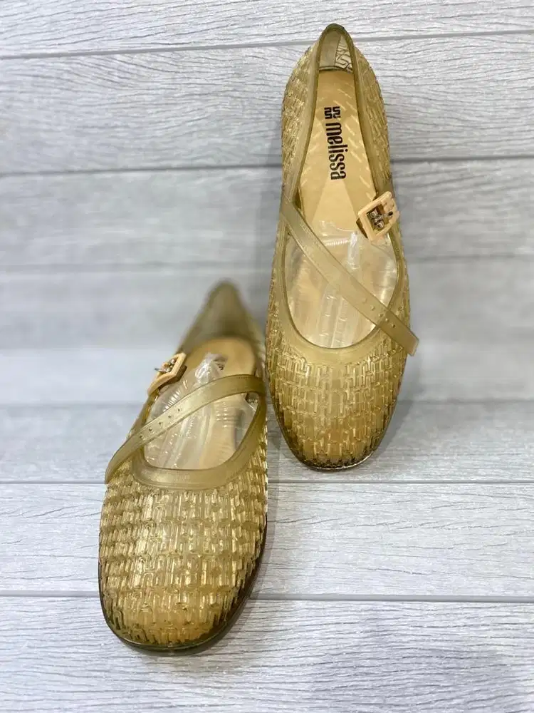 Sandal melissa ukuran 37 -38