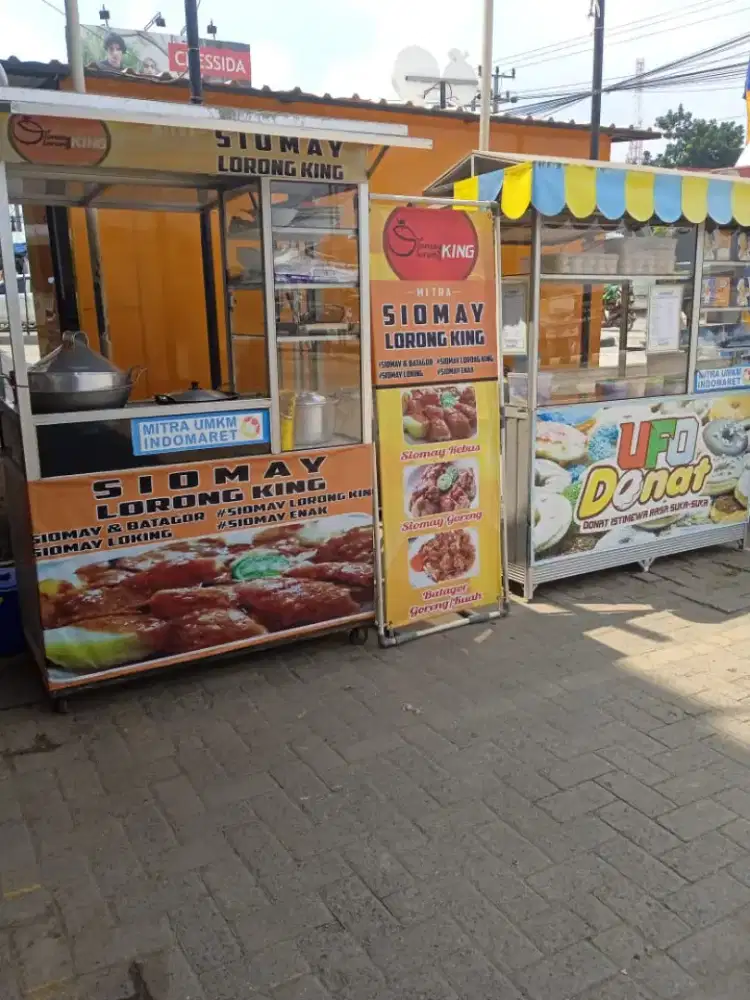 Lowongan pekerjaan jaga stand siomay & donat