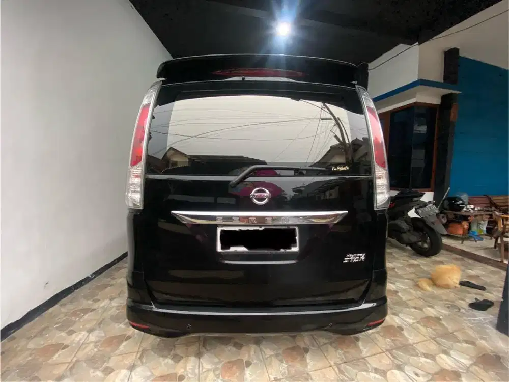 Nissan Serena Highway Star Panoramic 2013