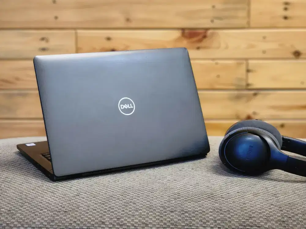 DELL 5300 IPS FHD Bezelless Core i5 8th New Model Siap Multitasking