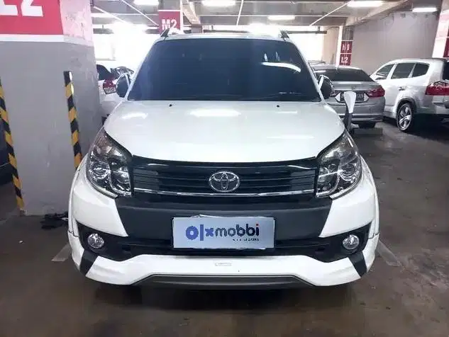 DP Rendah  9JT - Toyota Rush 1.5 TRD Sportivo Bensin-MT 2016 Putih