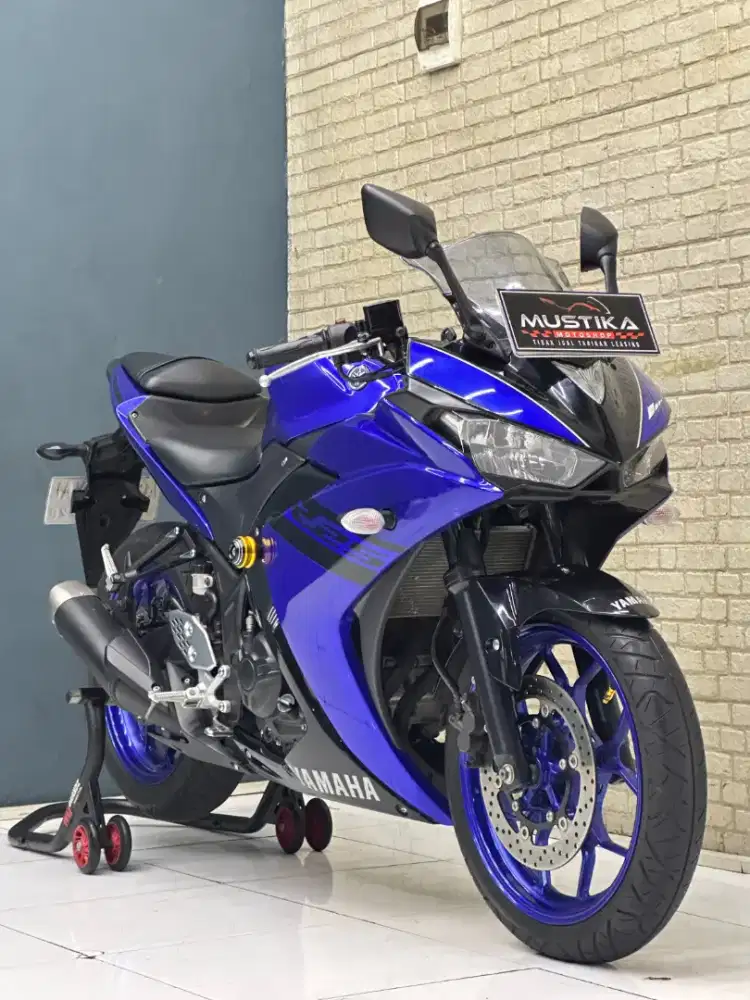 Yamaha R25 2018 odo masih 6000
