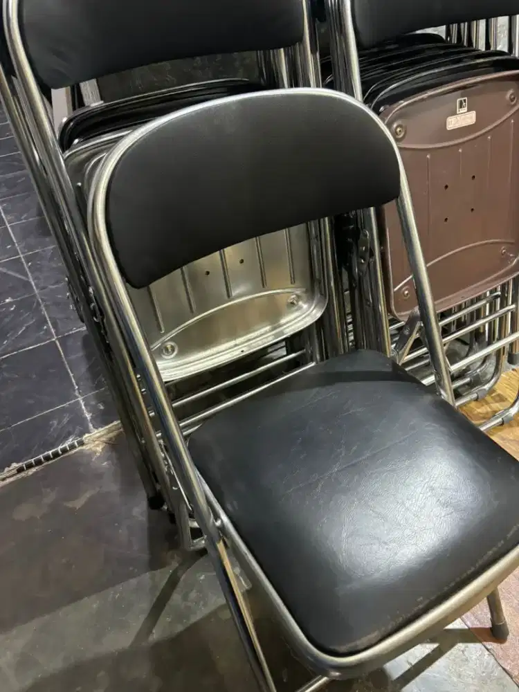 Kursi lipat chitose