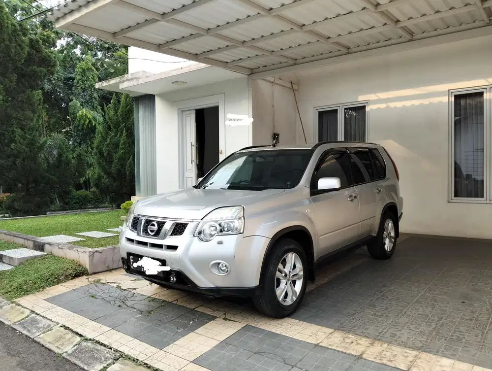 Nissan X-Trail 2011 Bensin