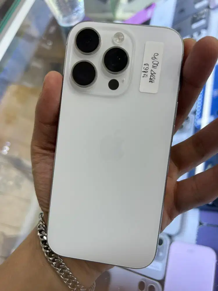 Iphone 16 pro 128 ibox bh 100 garansi september 2026