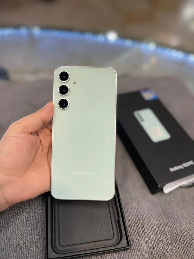 Samsung S23 FE 8/128 Green Ex Sein Fullset