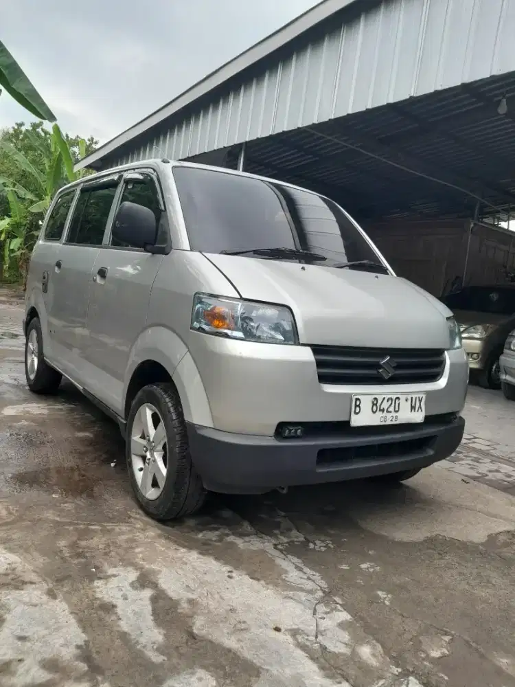 (Istimewa)Suzuki APV metik 2009 pjk hidup