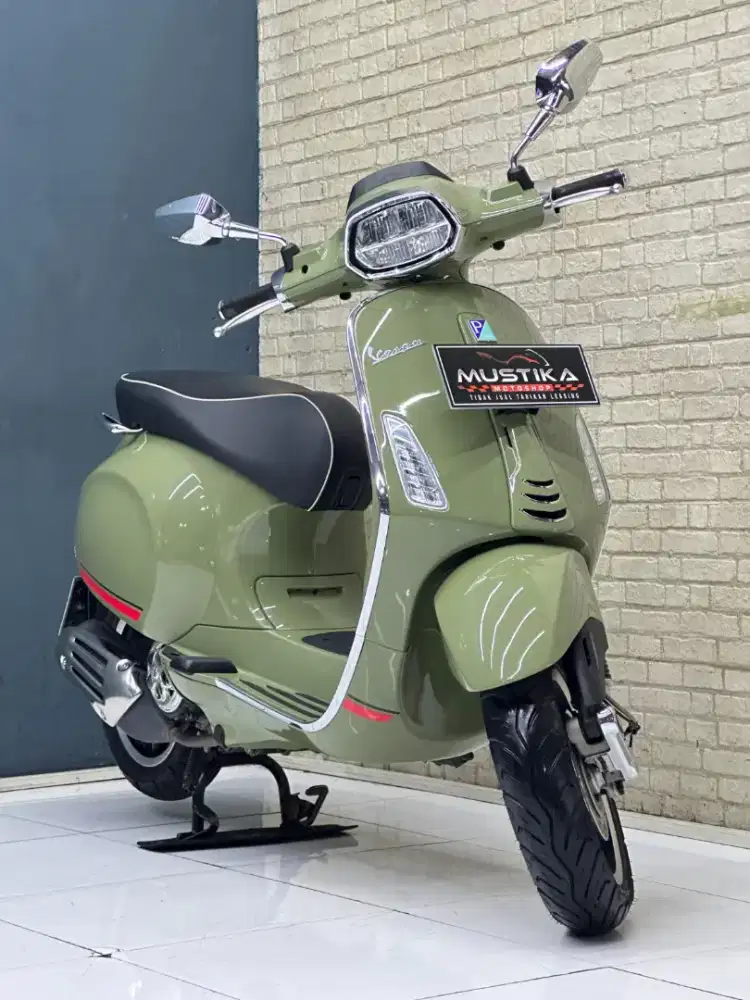 Vespa Sprint ABS 2025 odo masih 7000 an