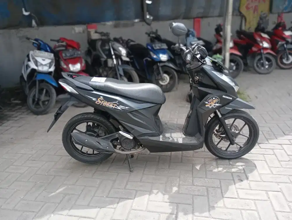 [PROMO OKT] Honda beat Street Tahun 2021 Surat Komplit