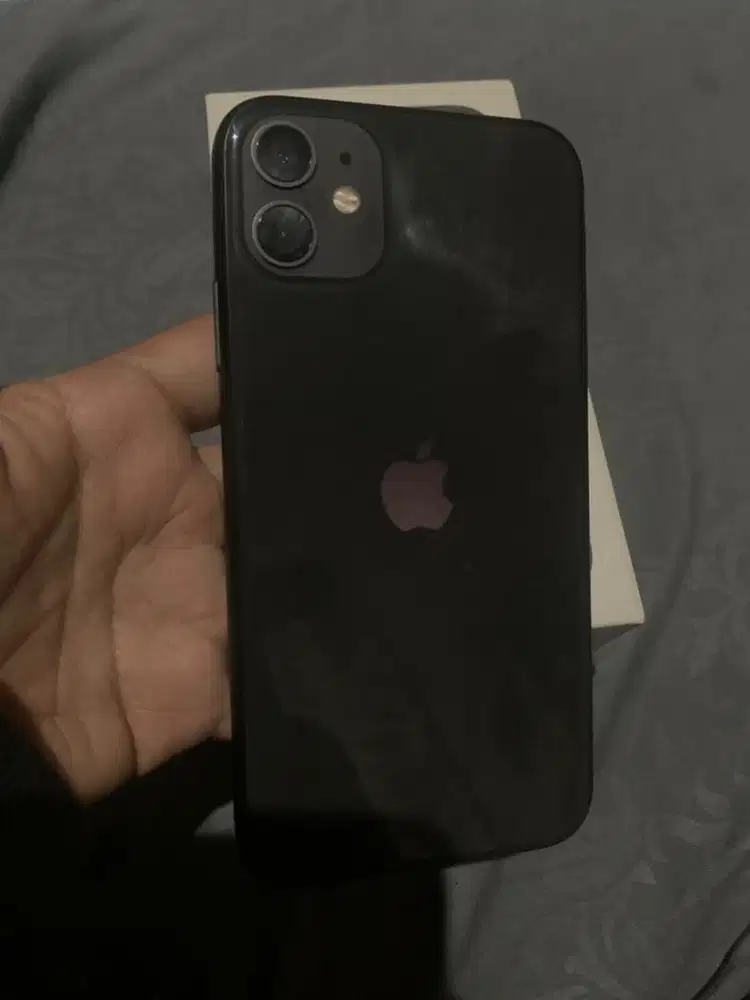 BU iphone 11 128gn inter