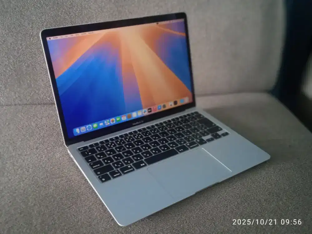 Macbook Air M1 2020 mulus no minus