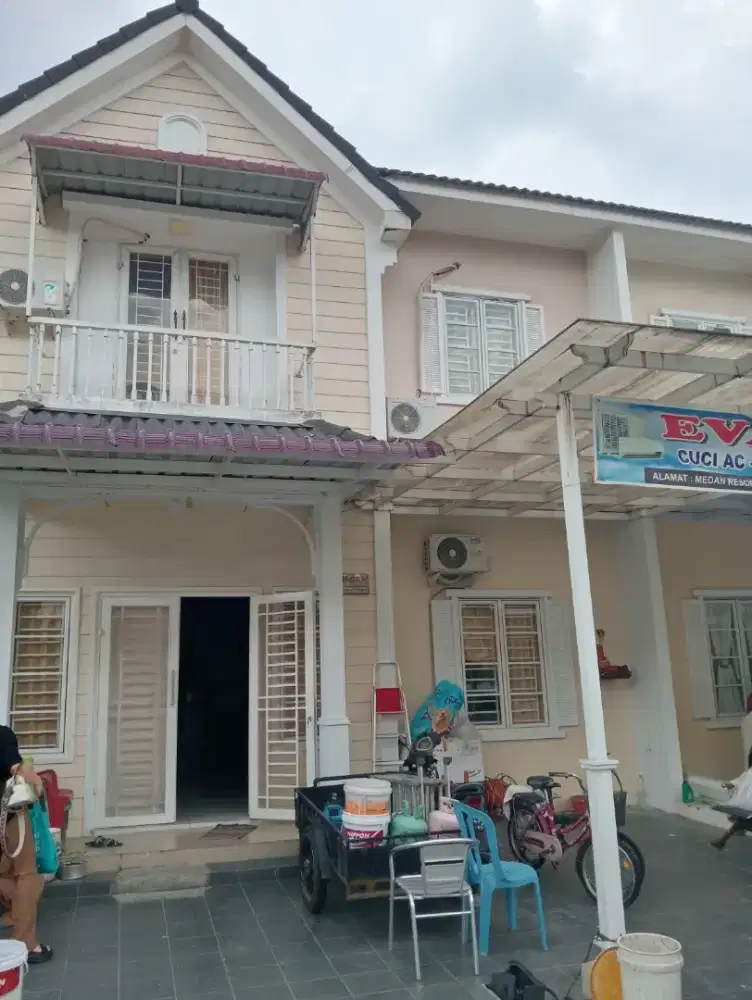 DIJUAL RUMAH/VILLA KOMPLEK WISATA MERCI 2 TINGKAT SIAP HUNI.