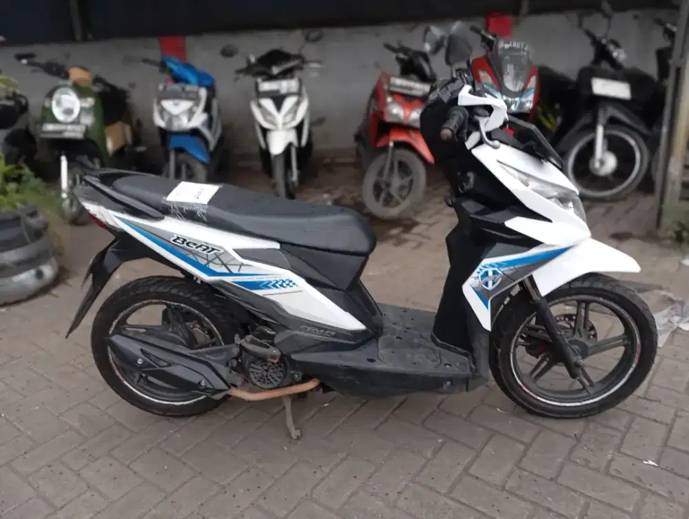 [PROMO OKT] Honda beat eco Tahun 2016 Surat Komplit