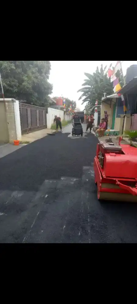 Pengaspalan proses cepat dan tepat waktu