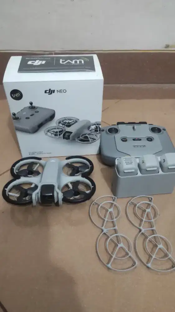 Dji Neo Combo mulus dan lengkap