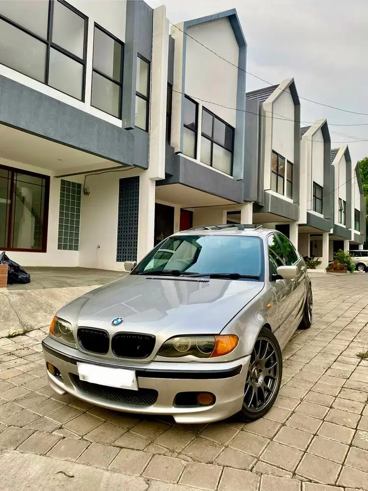 BMW E46 325i 2003