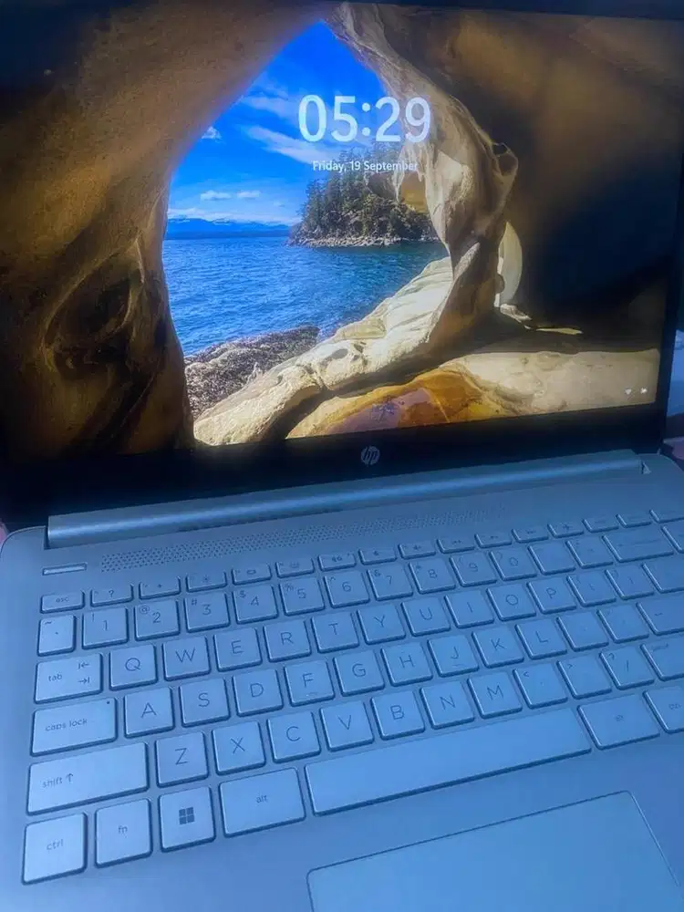 Laptop Merk HP 14s-dq2614TU