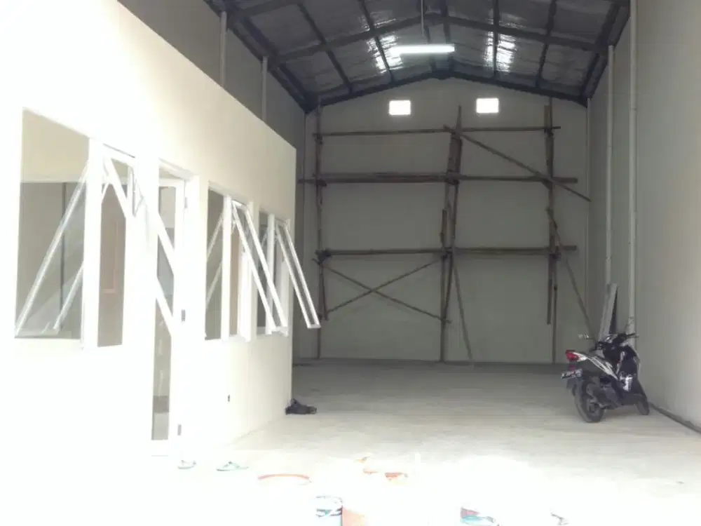 GUDANG BIZPARK Kopo Bandung dekat akses tol Lebar Muka 8 meter