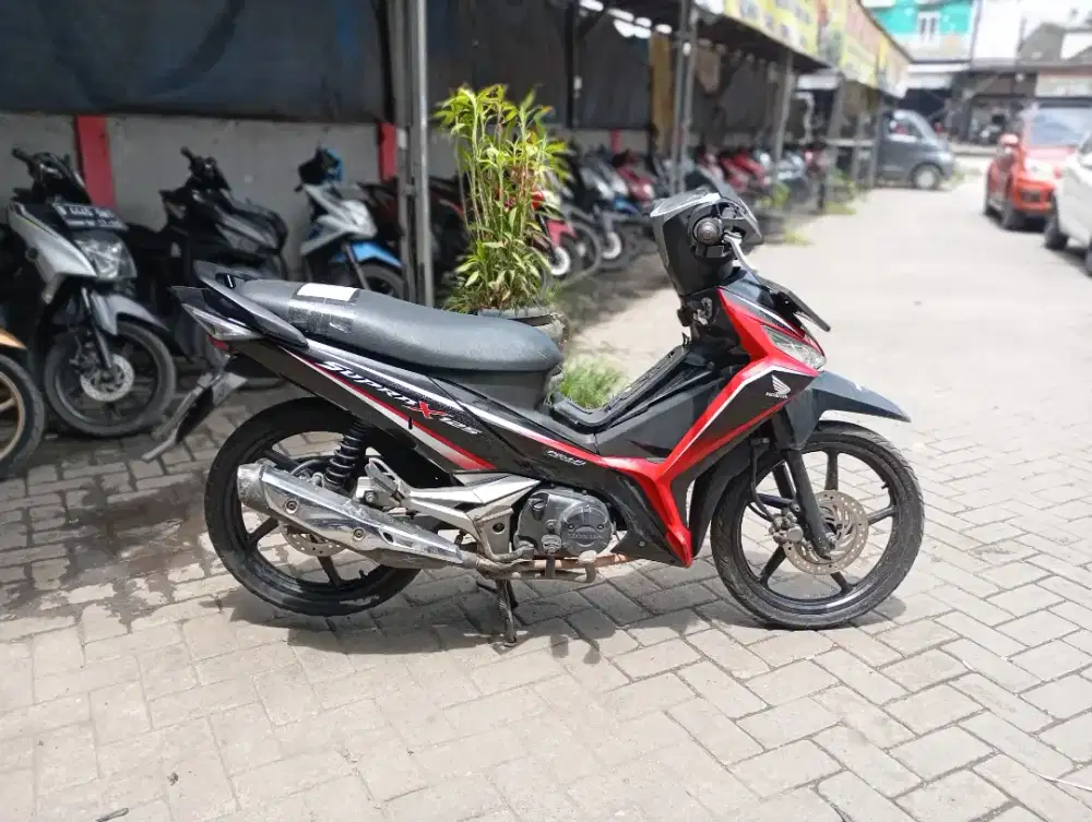 Honda Supra x 125 FI Tahun 2018 Surat Komplit