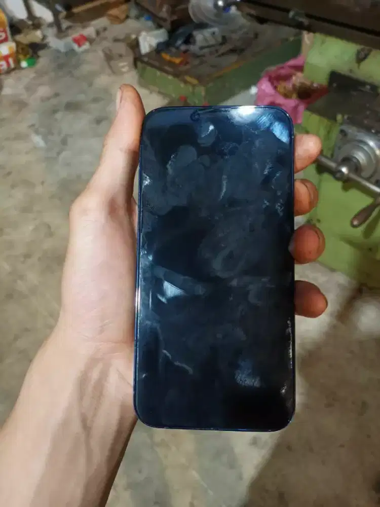 iPhone 13 pro 128 gb inter