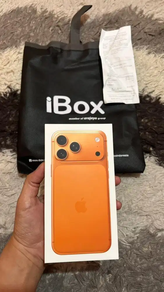 Iphone 17 promax 256 cosmic orange iBox segel