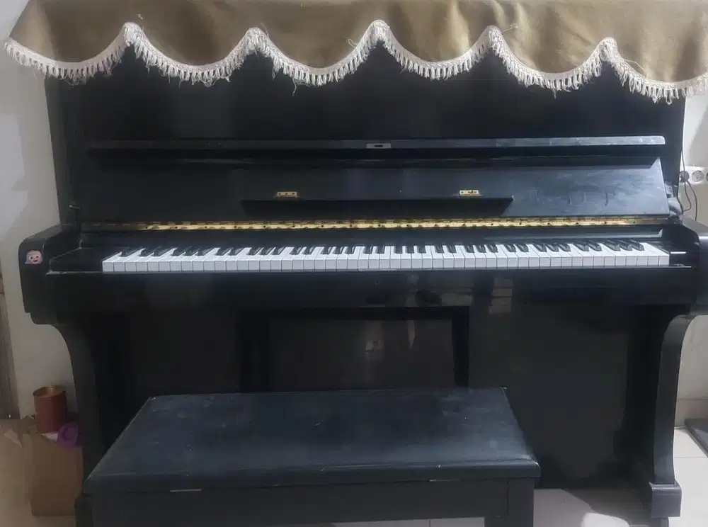 Piano Kawai BL 61
